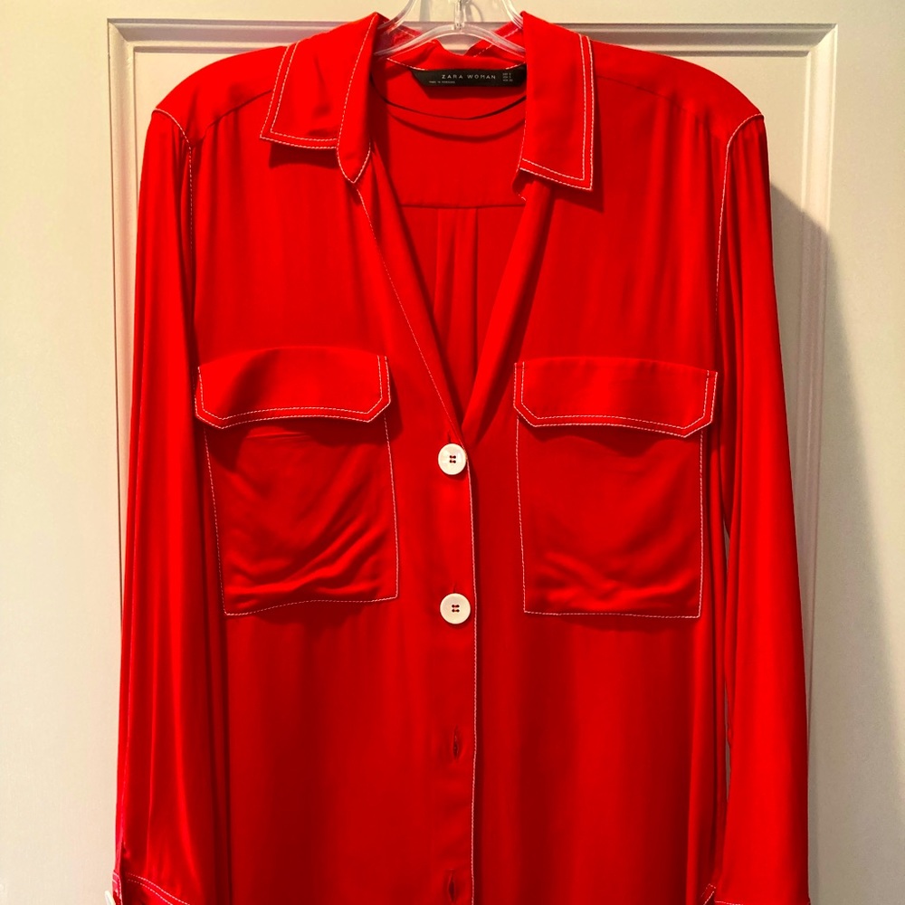 Zara Red Button Down Blouse w/ Patch Pockets, White buttons & Stitching (Sz S)